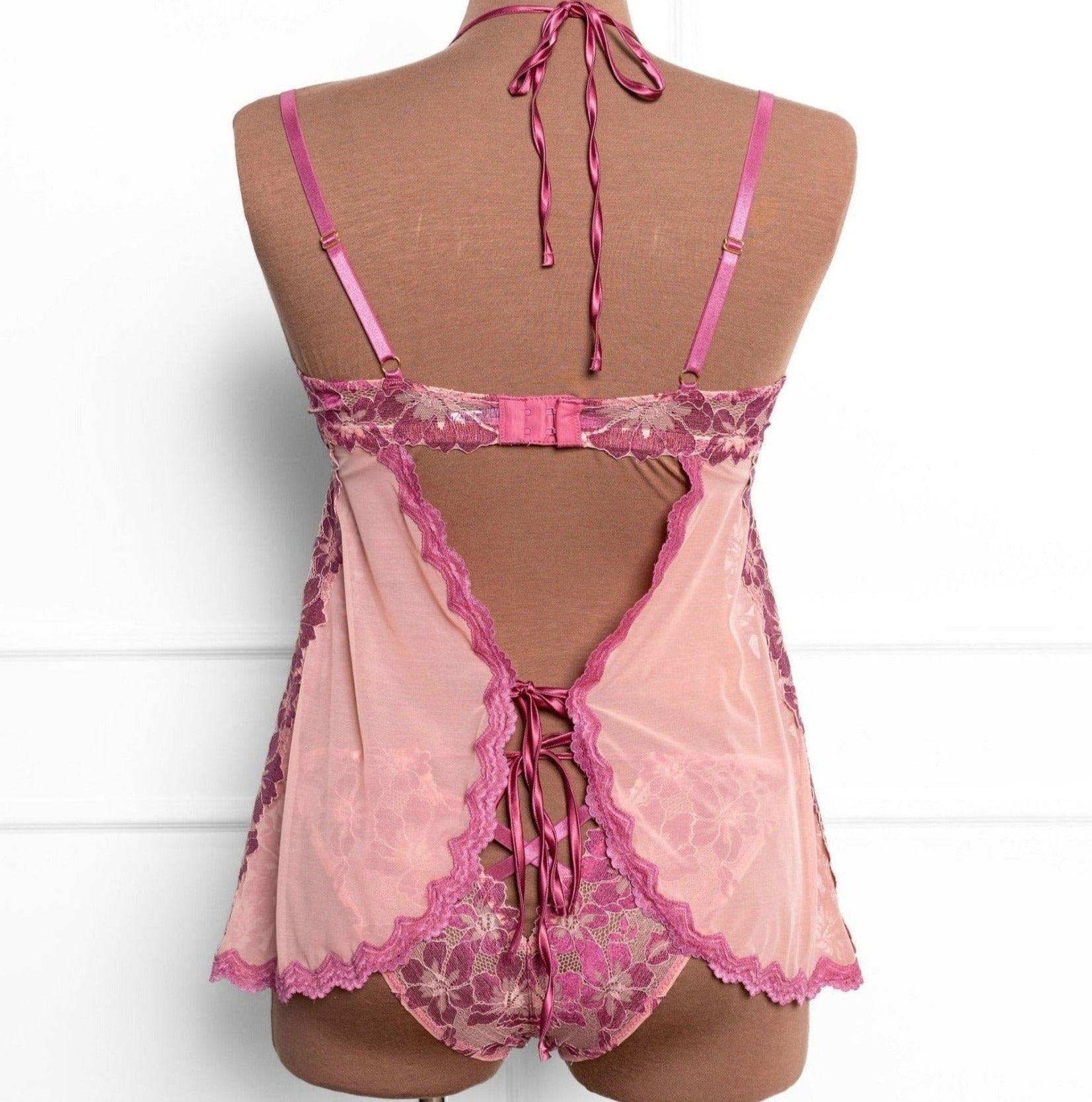 LACE & MESH OPEN BACK BABYDOLL - RASPBERRY - Melovskin