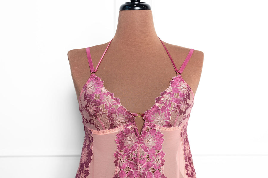 LACE & MESH OPEN BACK BABYDOLL - RASPBERRY - Melovskin