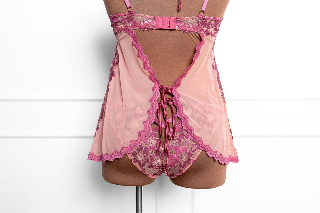 LACE & MESH OPEN BACK BABYDOLL - RASPBERRY - Melovskin